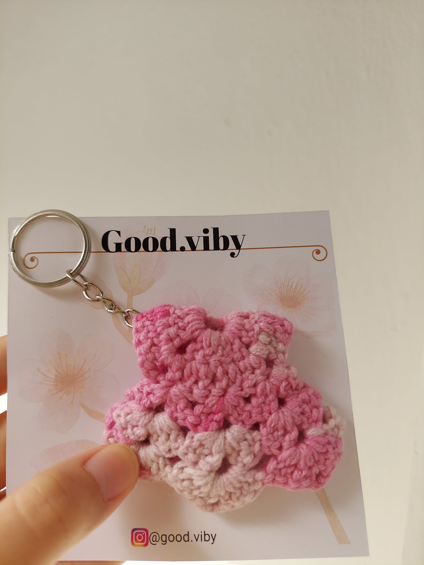 El Yapımı Pembe Katmanlı Anahtarlık | Good.Viby Good.Viby