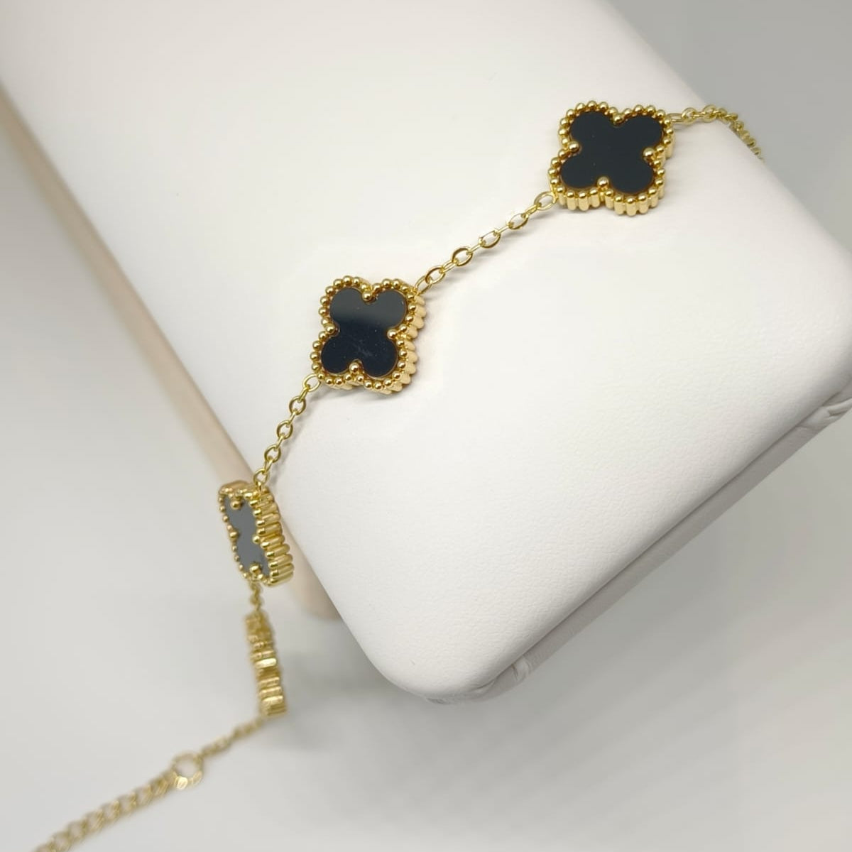Noir Étoile Van Cleef Bileklik | Chérie cherieonline