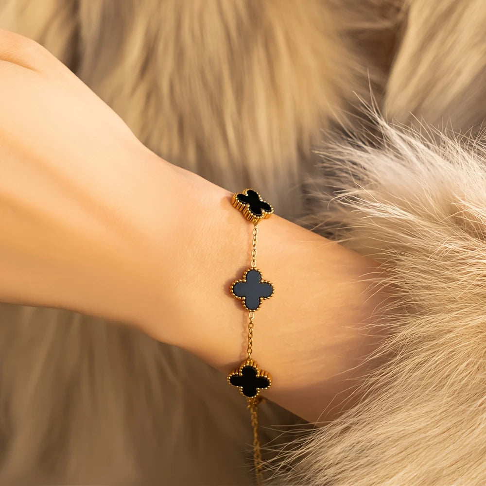 Cloverelle – Dört Yapraklı Yonca Charm Bileklik | Chérie cherieonline