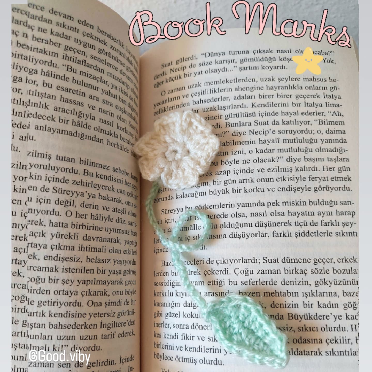 El Örgüsü Çiçekli Kitap Ayracı Good.Viby