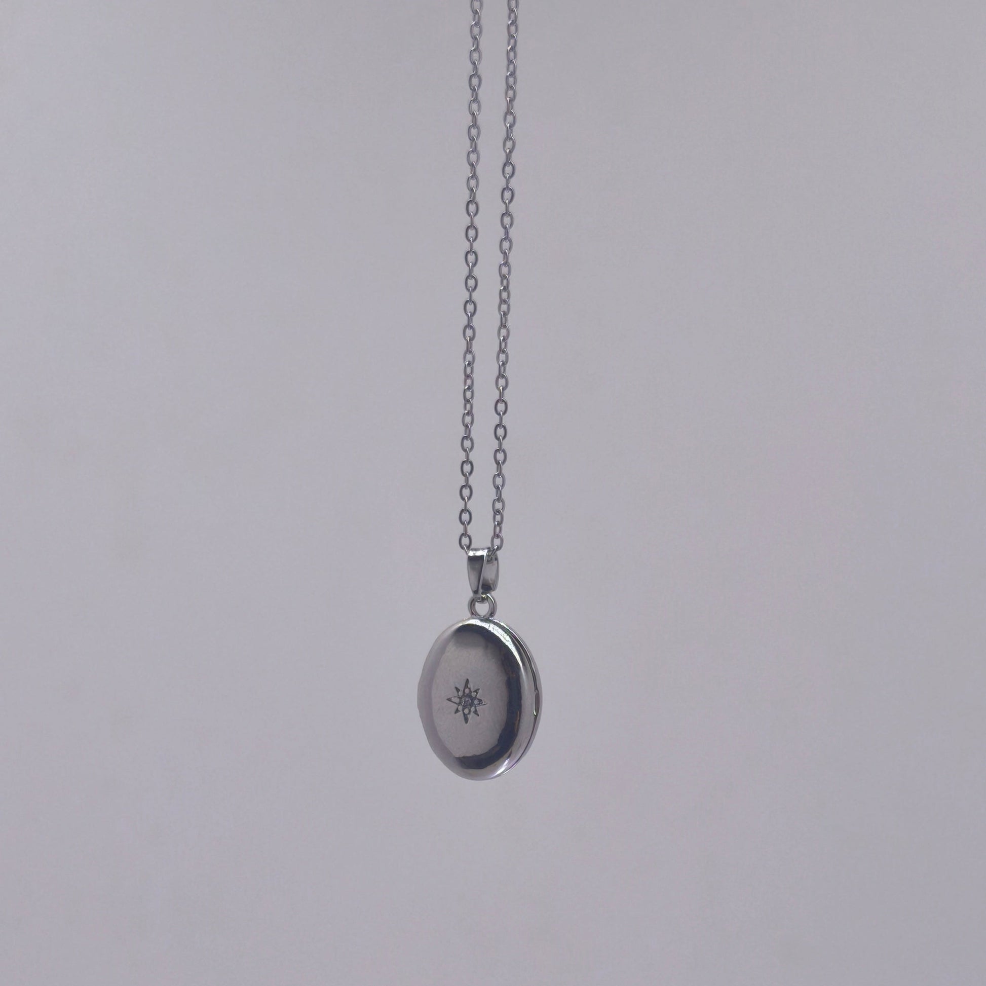 Étoile Argentée Mémoire Collier – Çelik Kapaklı Kolye | Chérie cherieonline