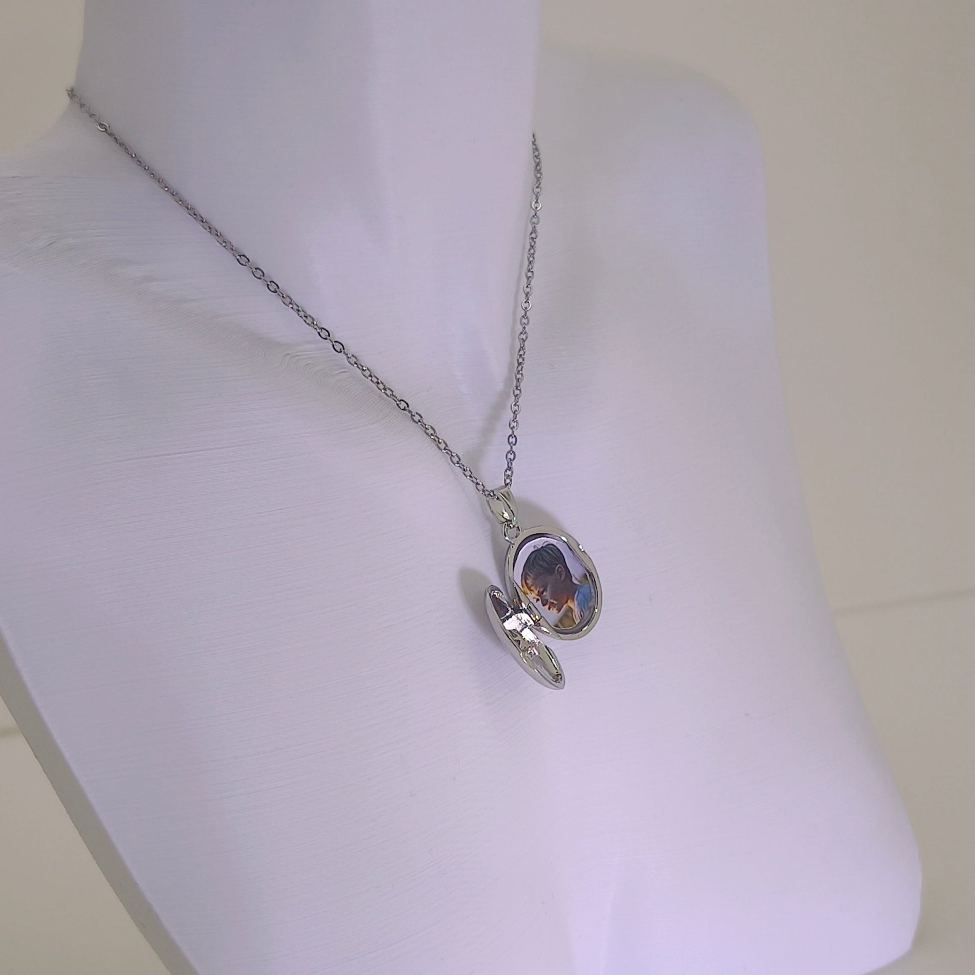 Étoile Argentée Mémoire Collier – Çelik Kapaklı Kolye | Chérie cherieonline