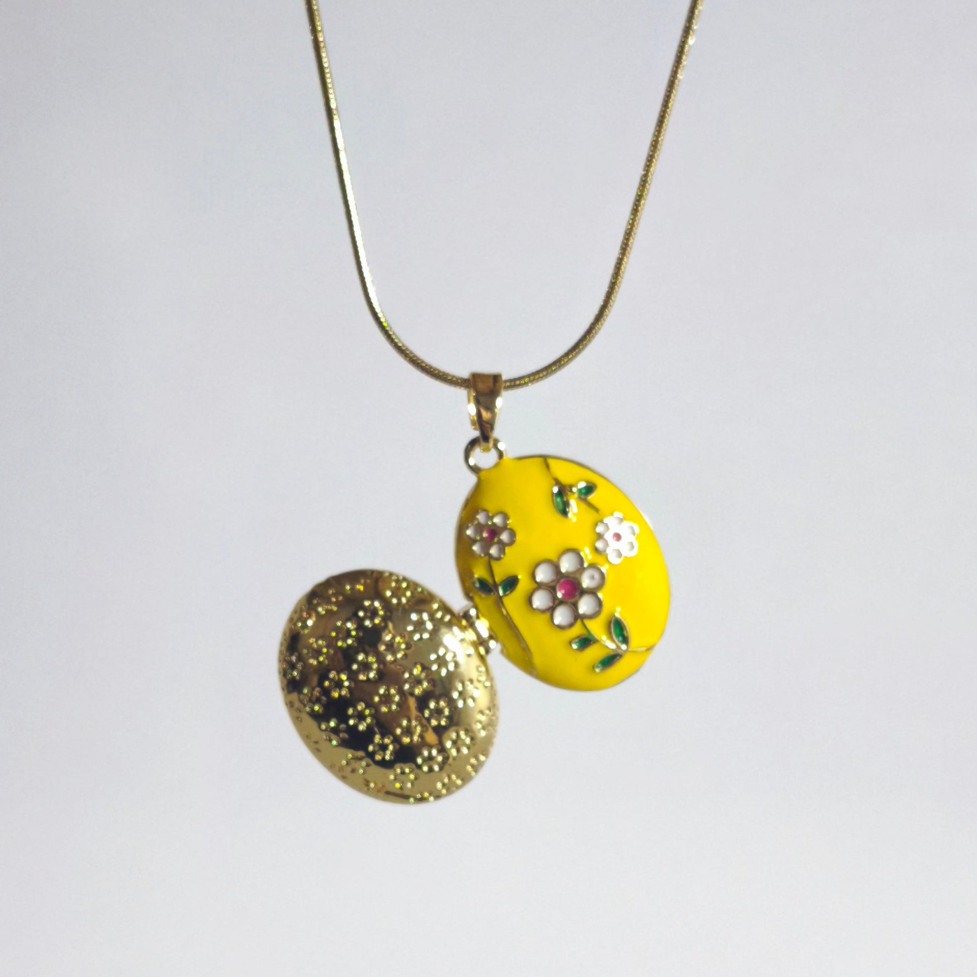 Florine Güneş – Kapaklı Kolye | Chérie cherieonline