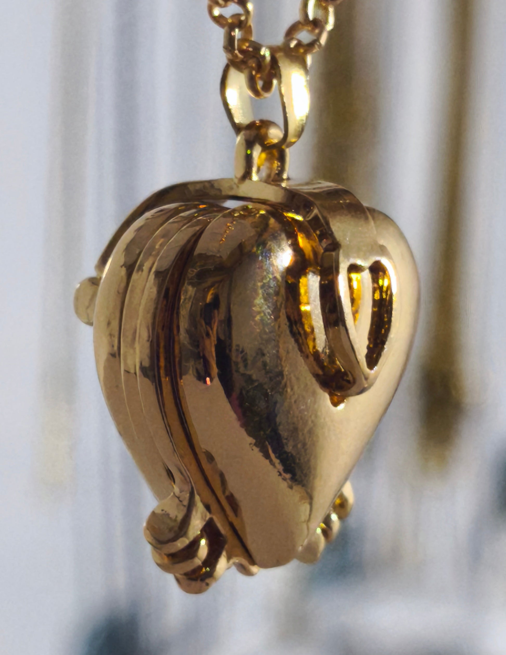 Florine Lotus – Dörtlü Kapaklı Kalp Kolye | Chérie cherieonline