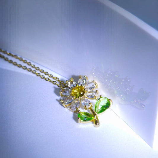 Daisy - Kristal Papatya Detaylı Kolye | Chérie