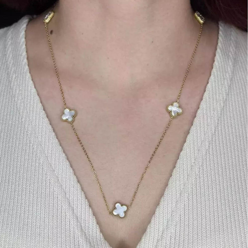 Céleste Beyaz - Van Cleef Yonca Çelik Kolye | Chérie cherieonline