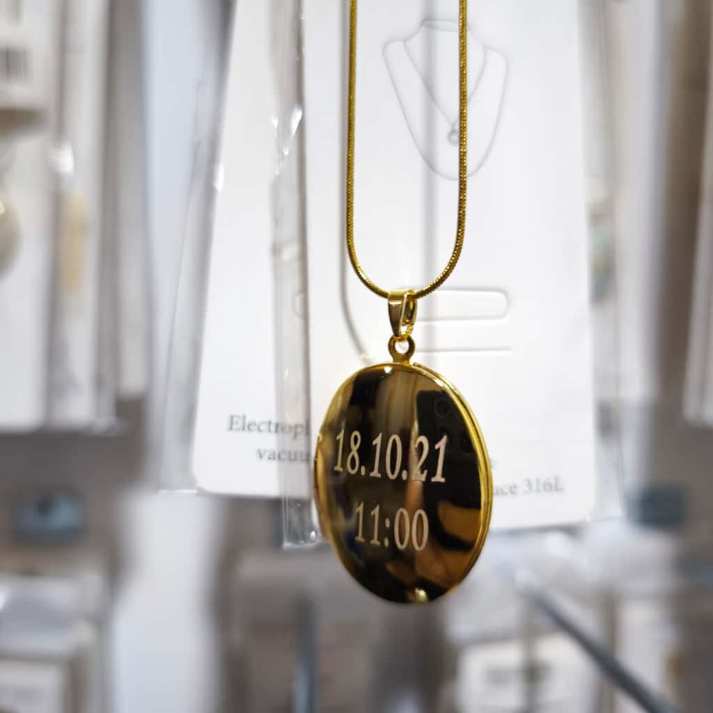 Sessiz Hatıra Kapaklı Kolye | Chérie cherieonline