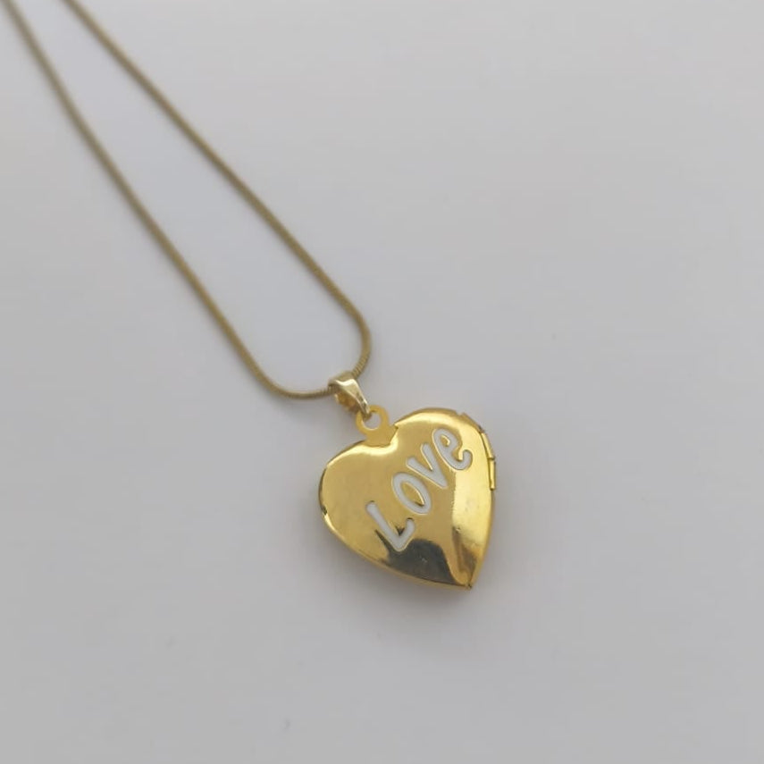 Love – Kapaklı Kolye | Chérie cherieonline