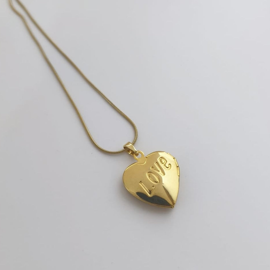 Love – Kapaklı Kolye | Chérie cherieonline