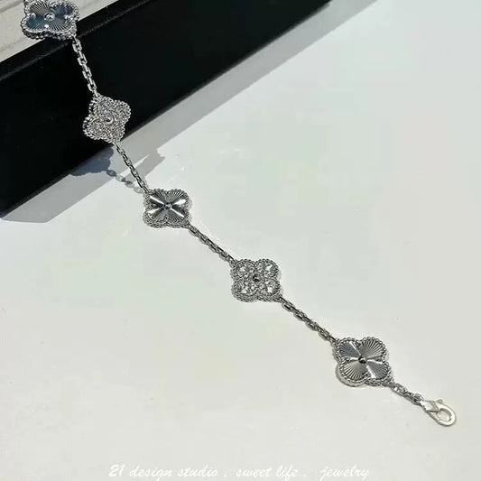 Clovelle Argent Zircone – Yonca Bileklik | Chérie cherieonline